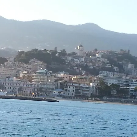 La Dolce Casa Di Tommy Lejlighed Sanremo